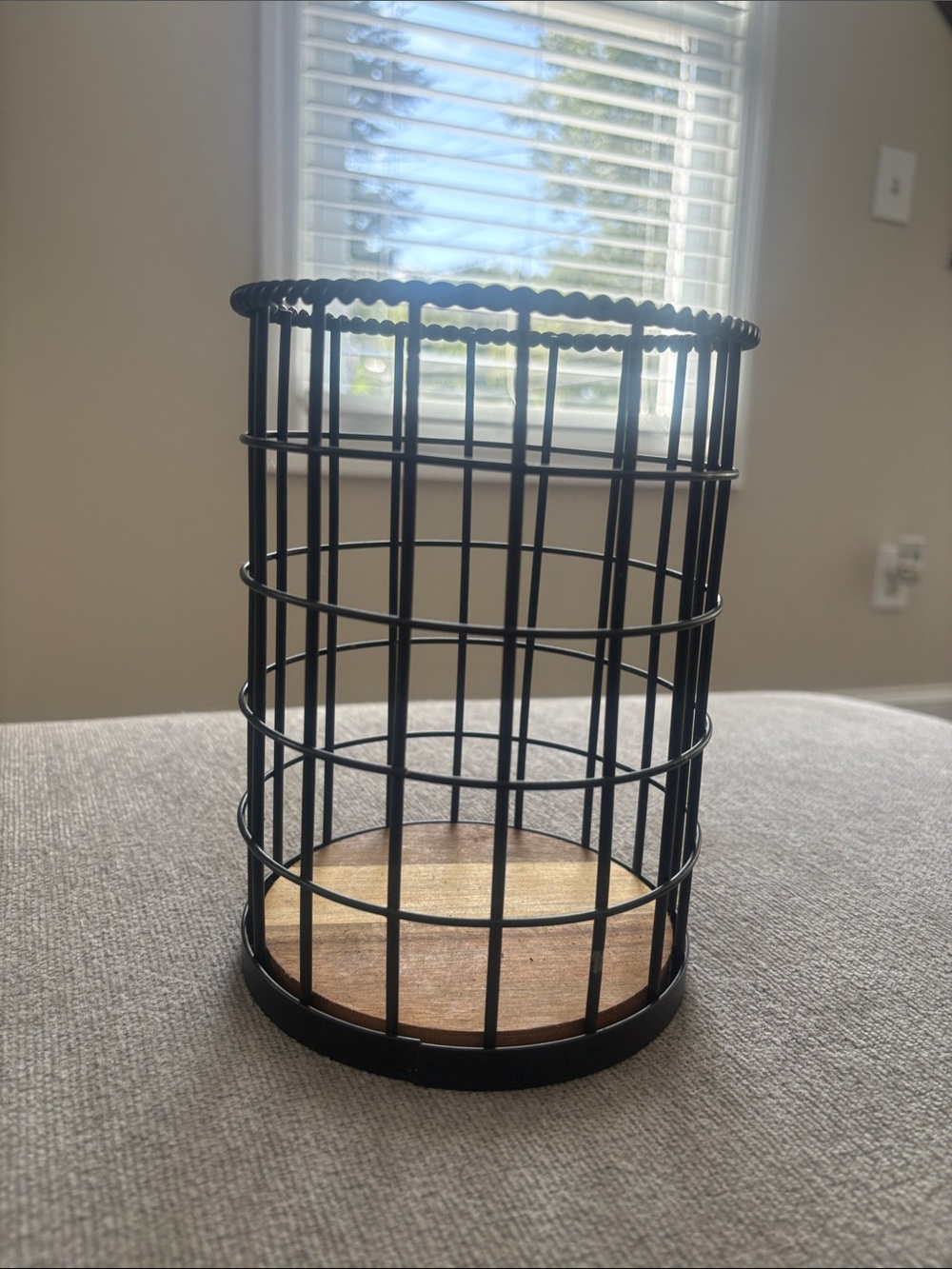 Black Wire & Wood Kitchen Utensils Holder or Desk Organizer - Home Storage